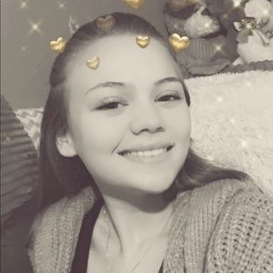 Meet your Posher, Leigha